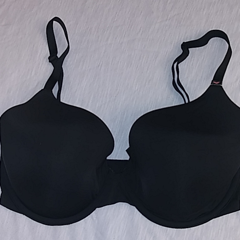 Vs bra